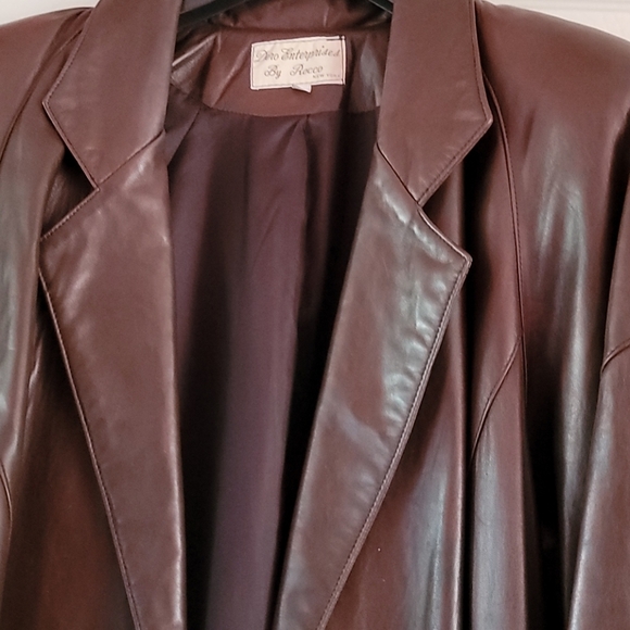 Soft leather coat - Picture 2 of 2